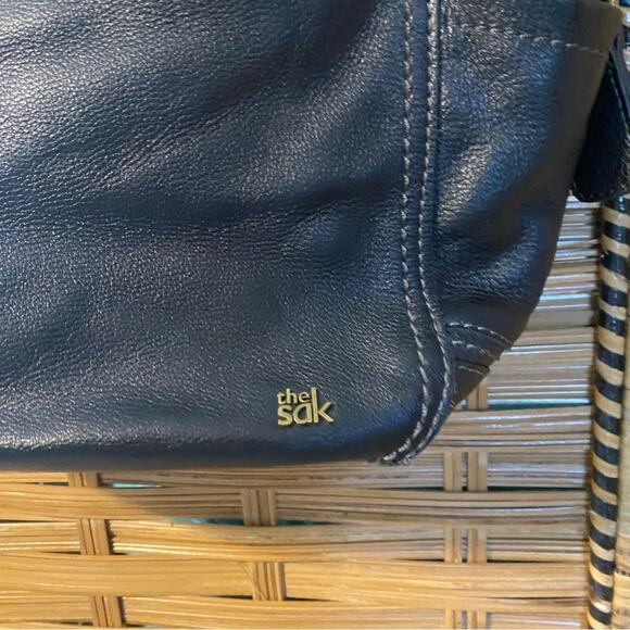 The Sak Black Leather Tote Bag classic purse shoulder bag handbag - Picture 2 of 11